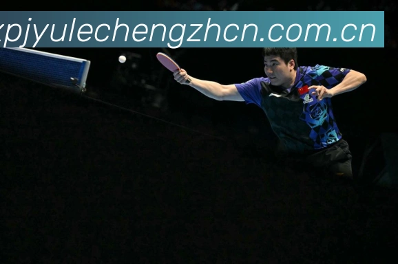 JoshAllen领衔美式橄榄球赛场精彩瞬间全解析与技巧解析:最新赛事动态与深度分析 JoshAllen领衔美式橄榄球赛场精彩瞬间全解析与技巧解析:最新赛事动态与深度分析